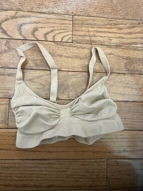 SKIMS Sculpting Beige Seamless Bralette Top